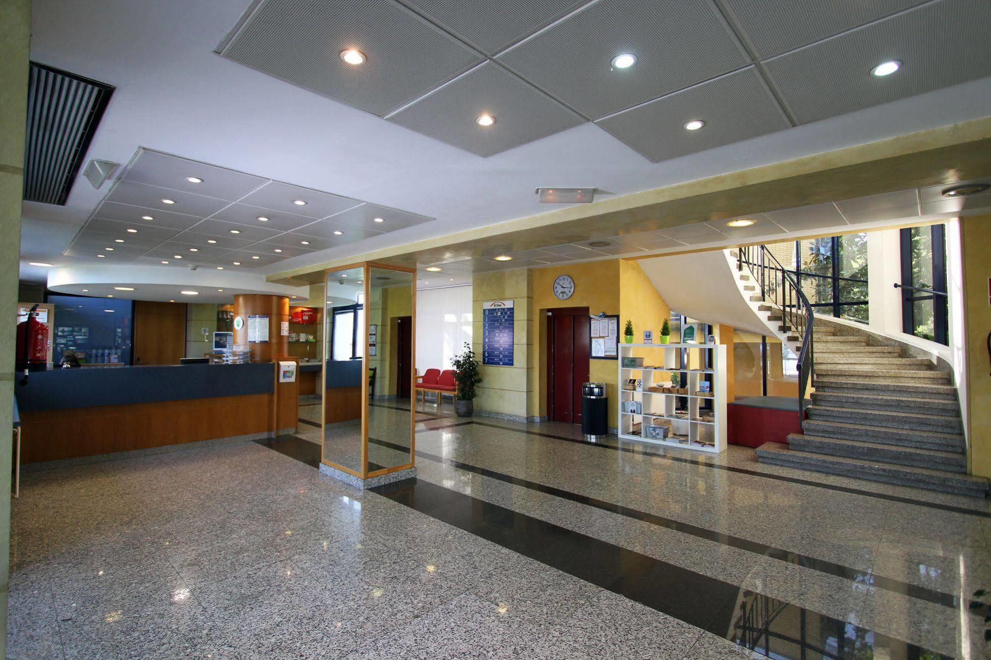 Bilbao Hostel Eksteriør billede